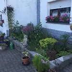De Eifelhoeve Bed & Breakfast 4*