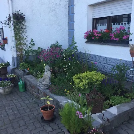 De Eifelhoeve Bed & Breakfast 2*