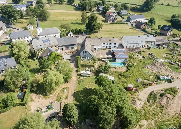 Couette-café De Eifelhoeve 4*